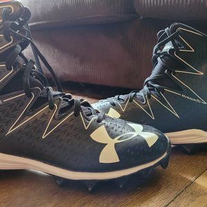Under Armour ClutchFit Football Cleats